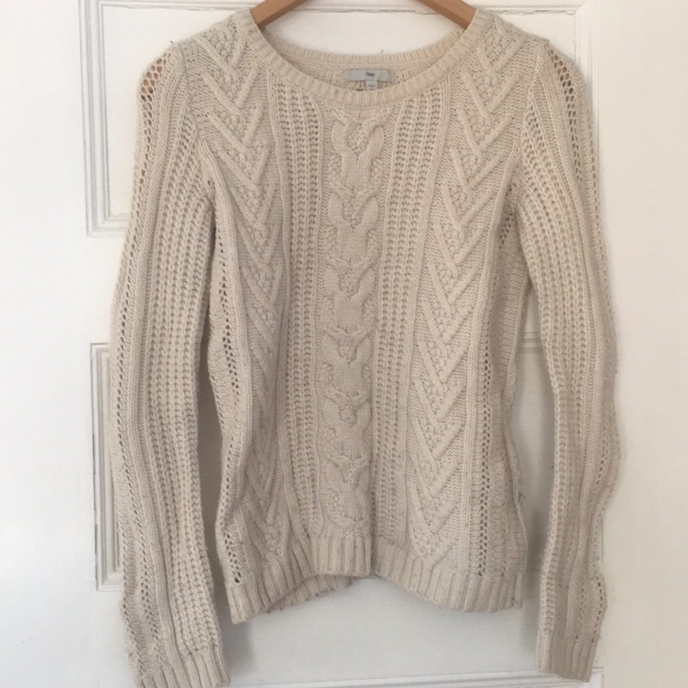 Gap Long Sleeve Cream Sweater